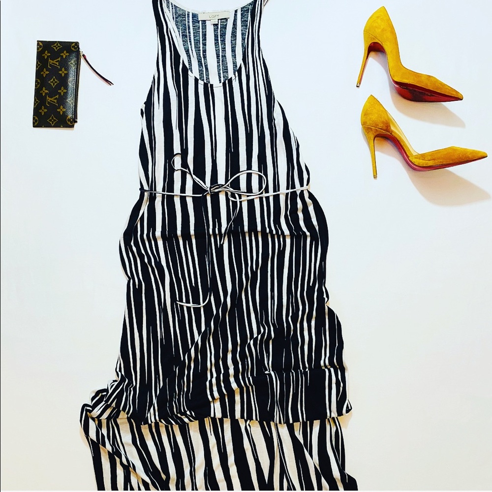 4 for $20🏷️Ann Taylor Loft Maxi Dress
